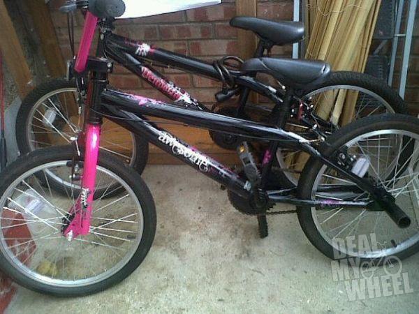 black and pink bmx bike