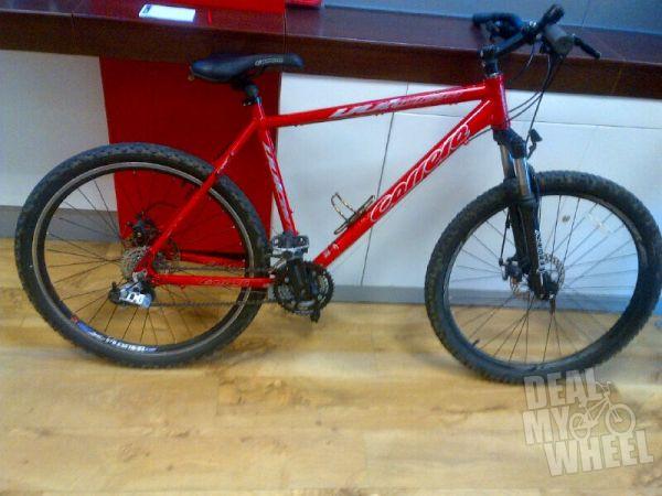red carrera mountain bike